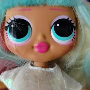 LOL Surprise OMG Candylicious and Shadow Winter Dolls MGA Big Eyes Collectibles